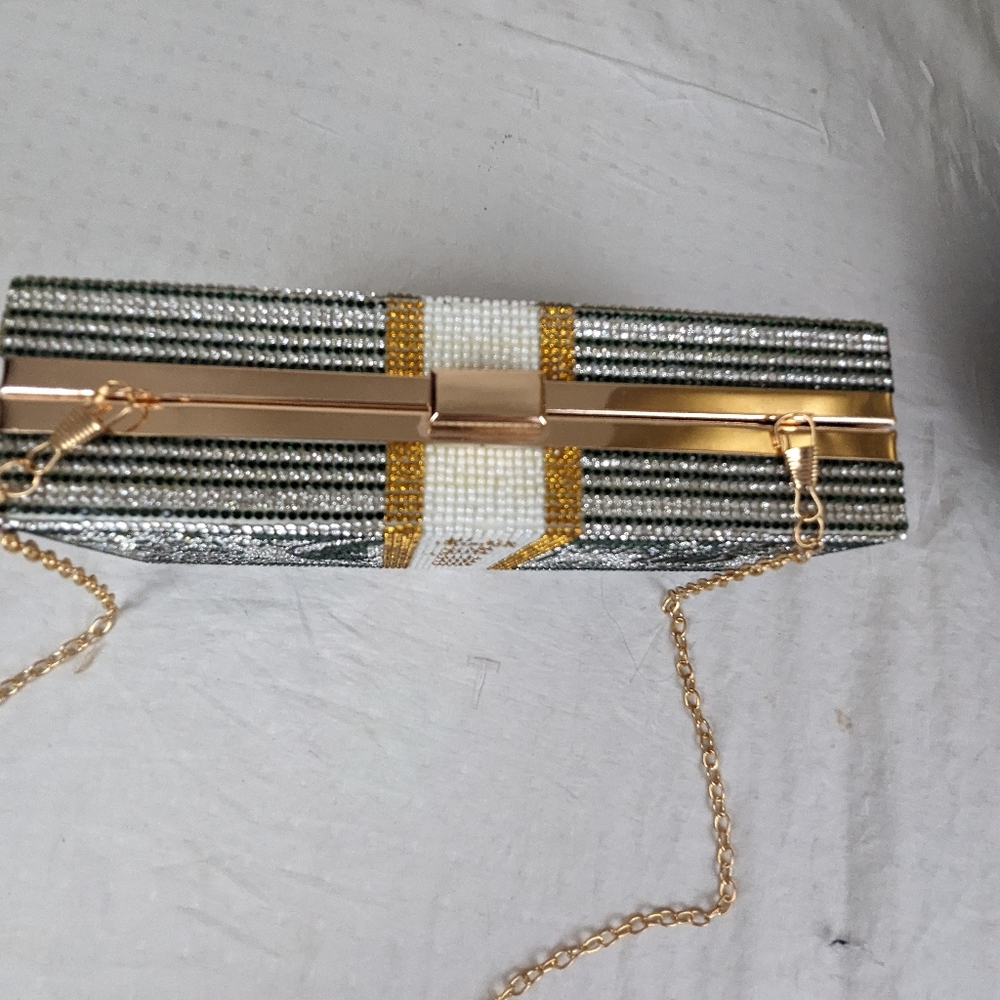 Money $$$$ Crossbody  with Rhinestones Bling!  Includes 2 Chain Lengths - Picture 7 of 15
